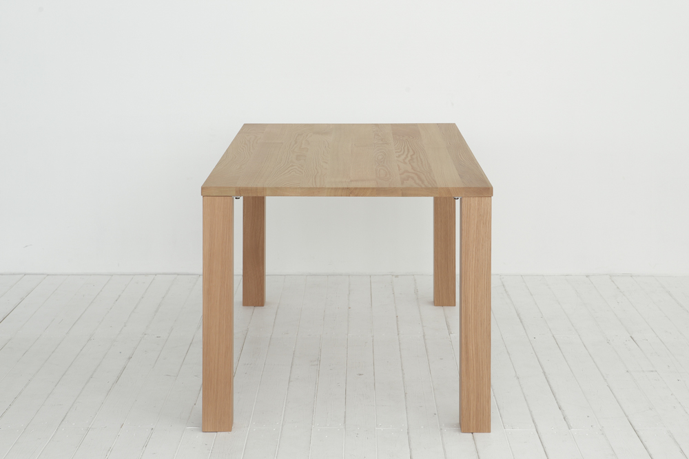 Dining table 1014 | インテリアデザインヴィーナス | 本革ソファ＆天然木ダイニングをはじめ、デザイン性に優れたTVボードや