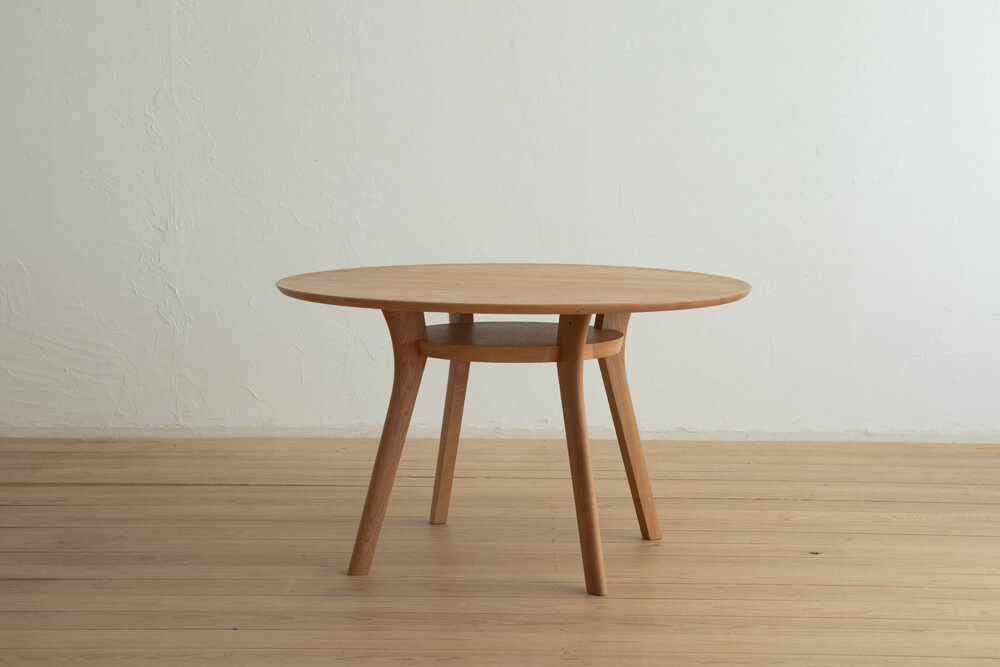 Dining table 1002 | インテリアデザインヴィーナス | 本革ソファ