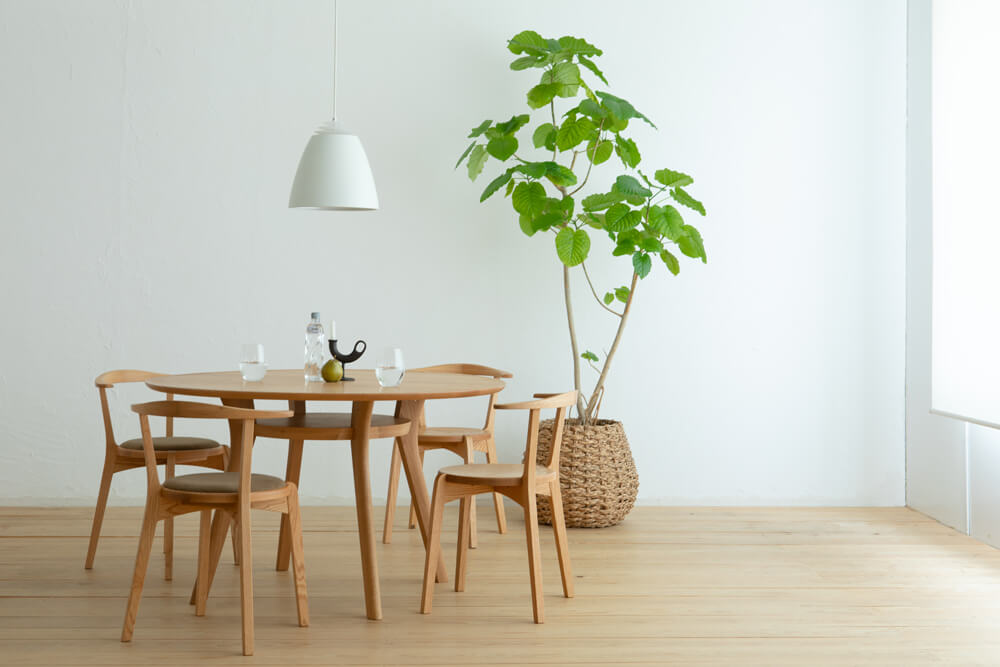 Dining table 1002 | インテリアデザインヴィーナス | 本革ソファ