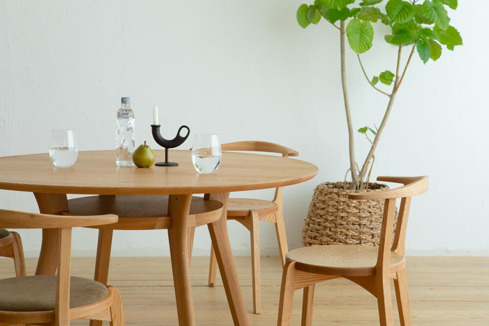 Dining table 1002 | インテリアデザインヴィーナス | 本革ソファ