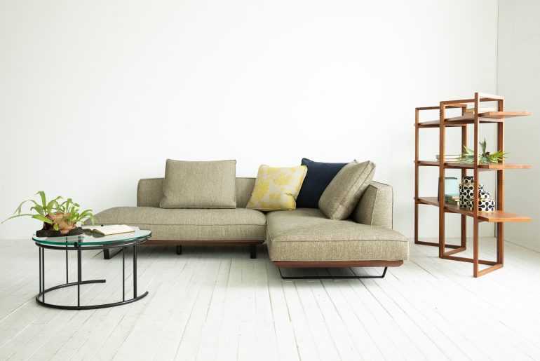 人気のフクラ(HUKLA)カストールソファのご紹介!