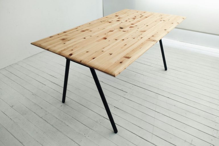 岡山県産材を使ったテーブルができました!